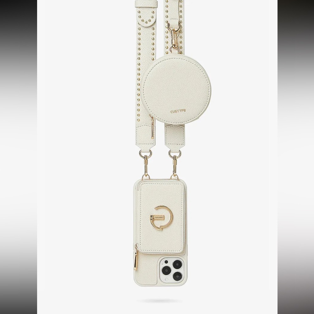 NEW in box. Custype It's Me- Lychee Rivet Round Pouch Phone Case Set